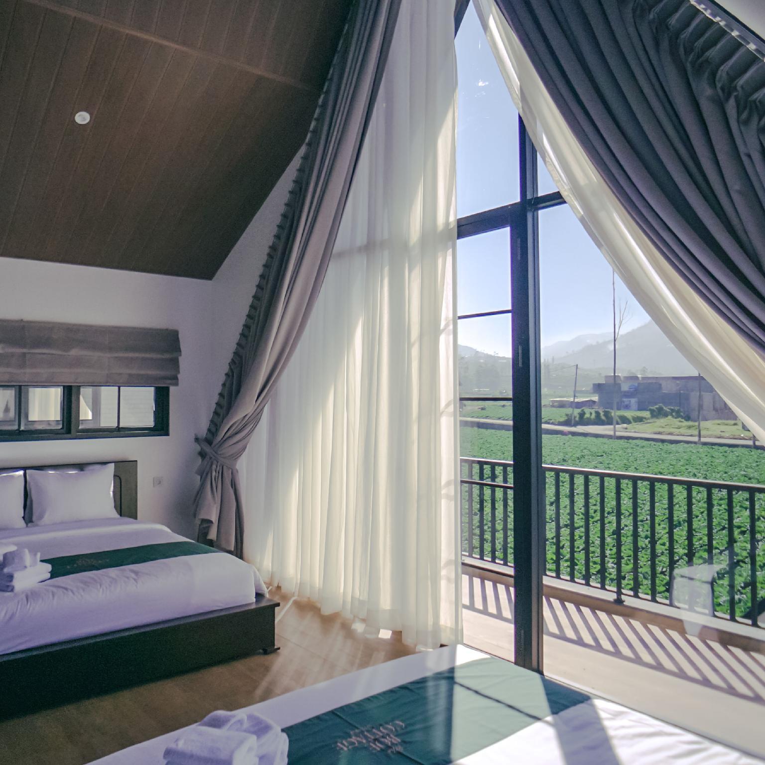 Balkon dan pemandangan Dieng — The BOE Cottage Dieng